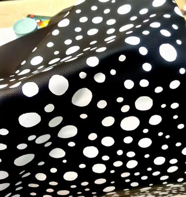 Polka Dot PU faux da mềm chải đáy vải polyurethane da