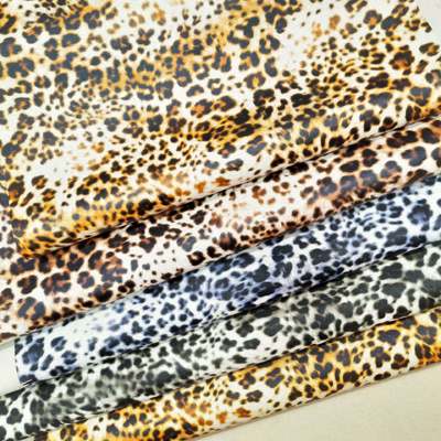 Phụng vụ bán buôn PVC Leopard in da nhân tạo tổng hợp cho túi Notebook điện thoại Shell Table Mat Fabric da giả