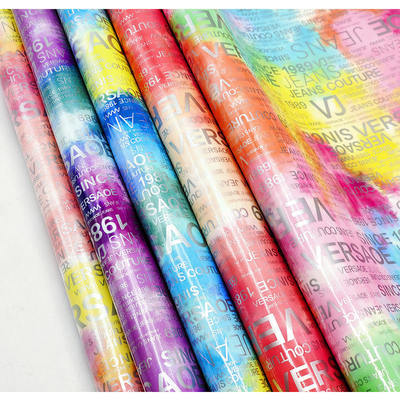 PU Rainbow Letter Print Magazine Thiết kế Da tổng hợp Không thấm nước Vải da giả cho túi hành lý đồ nội thất mỹ phẩm / ghế sofa