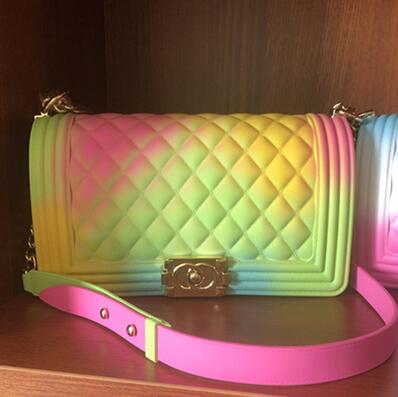 PU Rainbow Letter Print Magazine Thiết kế Da tổng hợp Không thấm nước Vải da giả cho túi hành lý đồ nội thất mỹ phẩm / ghế sofa 13